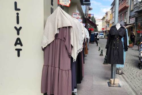 Eskişehir'deki işletmelerin kaldırımları işgal etmesi tepki çekiyor