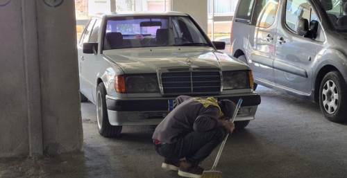 Eskişehir'deki katlı otoparkta yakıt sızıntısı korkuttu!