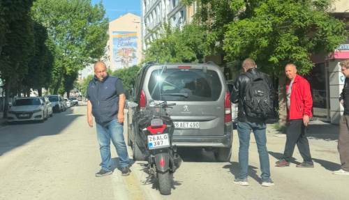 Eskişehir'deki kaza trafiği kilitledi