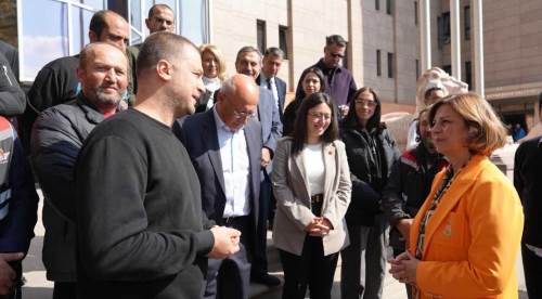 Eskişehir'deki kuryeler güvence istedi, Ünlüce destek sözü verdi