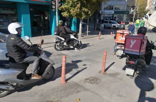 Eskişehir'deki motosiklet kazaları ekipleri alarma geçirdi
