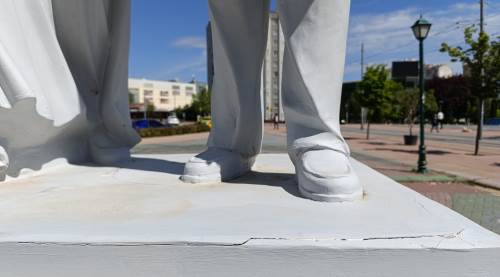 Eskişehir'deki o anıt çatlamaya devam ediyor