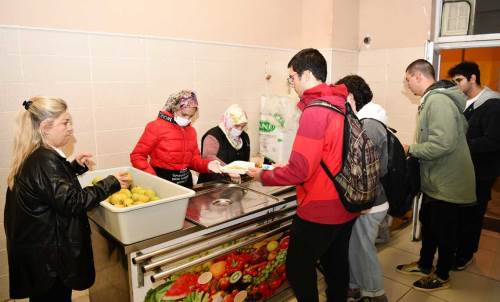 Eskişehir'deki öğrencilerin şansı büyük: İşte belediyenin verdiği hizmetler...