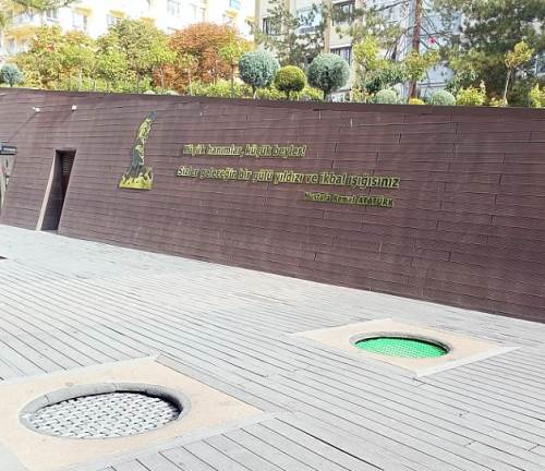 Eskişehir'deki oyun alanında Atatürk'ün sözü dikkat çekiyor