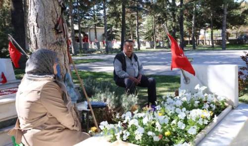 Eskişehir'deki şehit aileleri bayramı buruk geçirdi