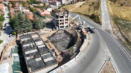 Eskişehir'deki TOKİ mağdurlarına Kazım Kurt'tan müjde!