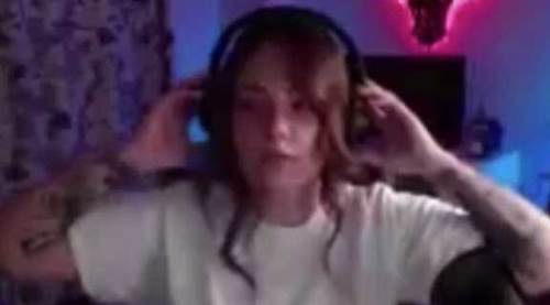 Eskişehir'deki yayıncı deprem anını anbean kaydetti