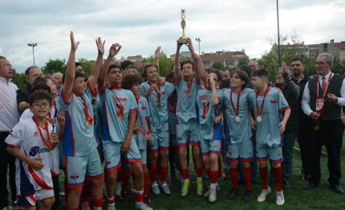 Eskişehir Demirspor rotadan şaşmadı