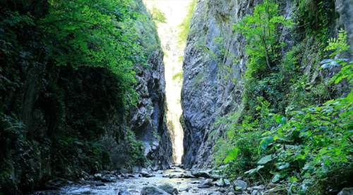 Eskişehir'den 160 kilometre uzaklıkta "serin" cennet!