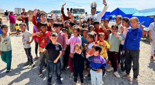 Eskişehir'den afet bölgesine umut taşıyorlar