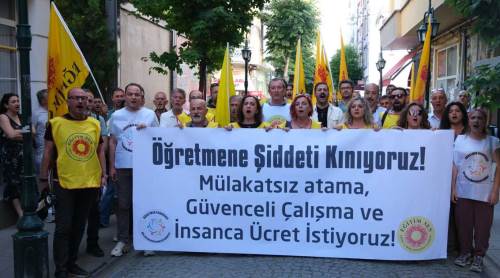 Eskişehir’den Ankara’daki müdahaleye tepki: Öğretmenlerin karşısına polis çıktı!