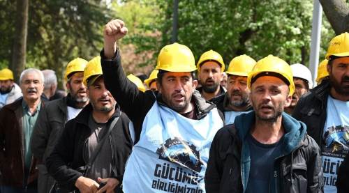 Eskişehir'den Ankara'ya yürüyen madencilerin mücadelesi sonuç verdi!