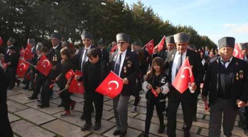 Eskişehir’den Ata'nın huzuruna ziyaret