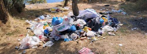 Eskişehir’den balık tutmaya gittiler, ellerinde çöp poşetleriyle döndüler