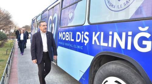 Eskişehir’den deprem bölgesine mobil diş kliniği