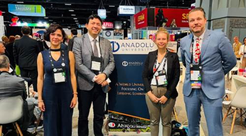 Eskişehir'den dünyanın en büyük zirvesine katılım