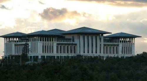 Eskişehir'den gidip Külliye'nin önünde yatacaklar mı?