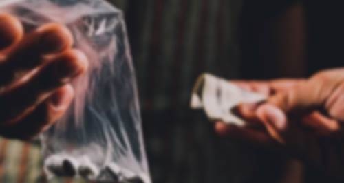 Eskişehir'den götürdüğü zehir cebinde patladı!