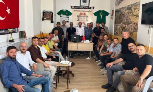 Eskişehir Dereyalak Köyü Derneği’nde Ali Yavaş yeniden başkan seçildi