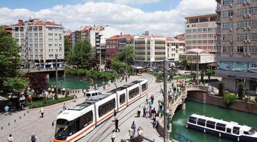 Eskişehir döndü dolaştı aynı yere geldi