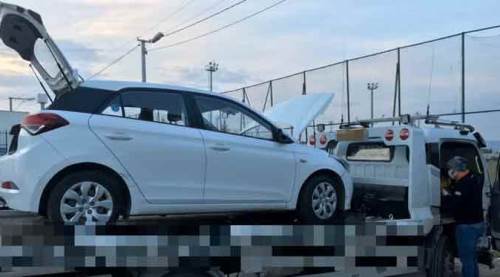 Eskişehir'e, çekiciye yükledikleri araç içinde...