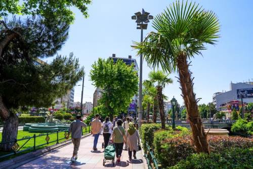 Eskişehir’e Akdeniz dokunuşu: Köprübaşı renklendi