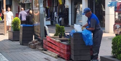 Eskişehir'e çöp kutuları düzenli olarak boşaltılıyor