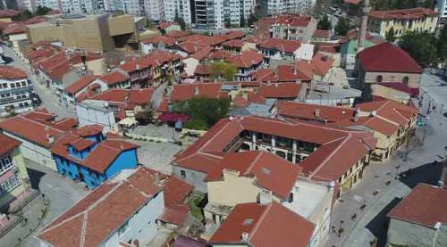 Eskişehir'e göz kamaştıran meydan