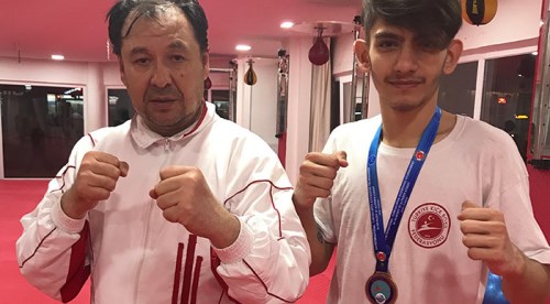 Eskişehir'e üçüncülükle döndü