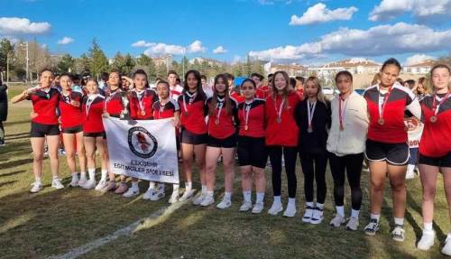 Eskişehir Eğitimciler Spor Lisesi'nden gururlandıran başarı