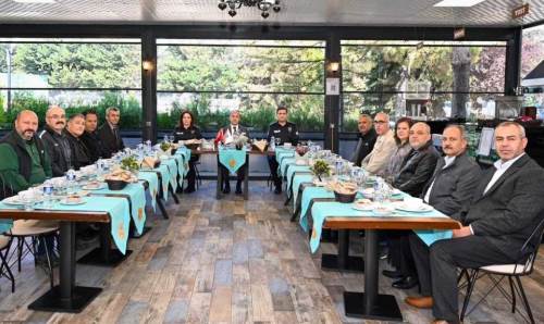 Eskişehir Emniyeti'nde emeklilik veda yemeği düzenlendi