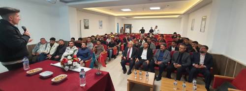 Eskişehir GSB İl Müdürü Hasan Kalın öğrencilerle bir araya geldi