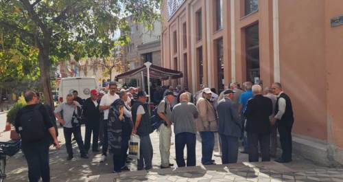 Eskişehir Halk Lokantası'na vatandaş akın etti