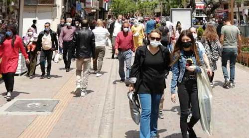 Eskişehir halkı sokağa çıkınca ilk ne yaptı?