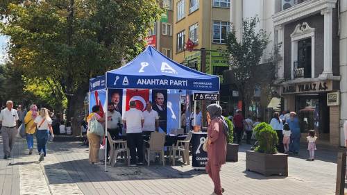 Eskişehir Hamamyolu Caddesi'nde Anahtar Parti rüzgarı