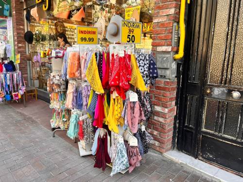 Eskişehir Hamamyolu’nda ‘yaza veda’ indirimi