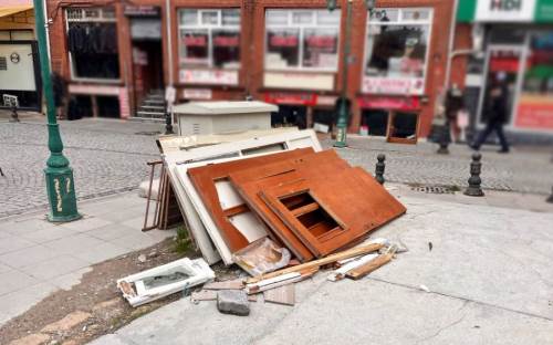 Eskişehir Hamamyolu'ndaki görüntü estetiği bozdu