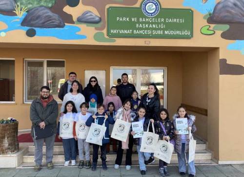 Eskişehir Hayvanat Bahçesi minik ziyaretçilerini eğlendirdi