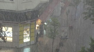 Eskişehir'i dolu hazırlıksız yakaladı!