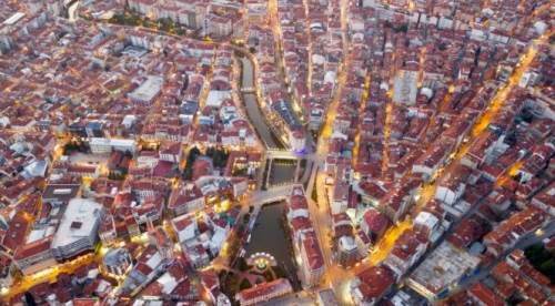 Eskişehir için herkes elini taşın altına koymalı!