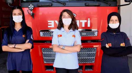 Eskişehir'in "alev avcısı" kızları!