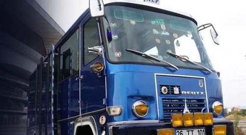 Eskişehir'in "baktığı" minibüsün sahibi açıkladı: Her ay 25 bin lirayı buluyor...