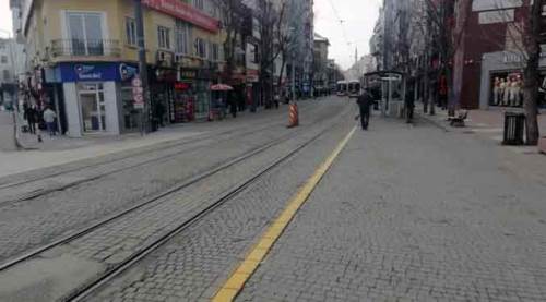 Eskişehir'in beyaz örtüsü görünmez oldu