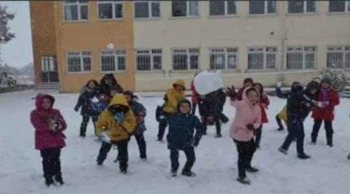 Eskişehir'in bir ilçesinde daha okullara kar tatili