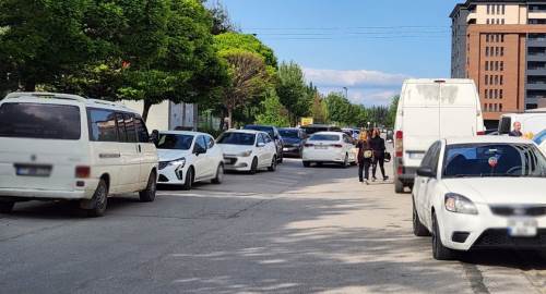 Eskişehir’in bu sokağı otoparka döndü