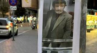 Eskişehir'in dört bir yanına fotoğrafları asıldı, çünkü...