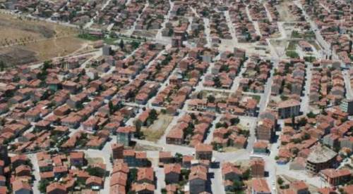 Eskişehir'in en kalabalık mahallesi bu sorunlarla boğuşuyor