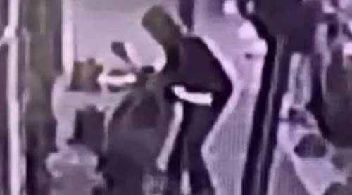 Eskişehir'in en rahat hırsızı kamerada! 