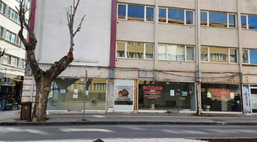 Eskişehir'in en yoğun caddesinde dükkanlar kapandı!