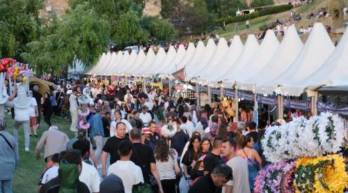 Eskişehir'in festivaline rekor katılım: 100 bin kişi akın etti!